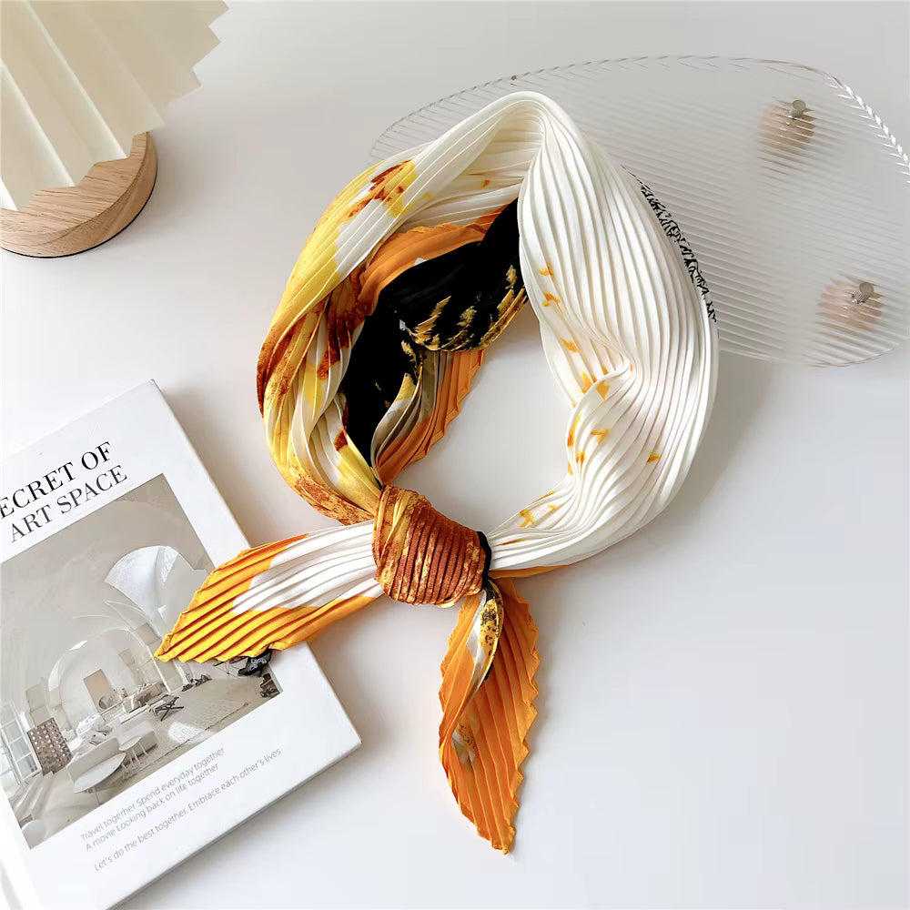 Pleated Square Scarf 70 cm