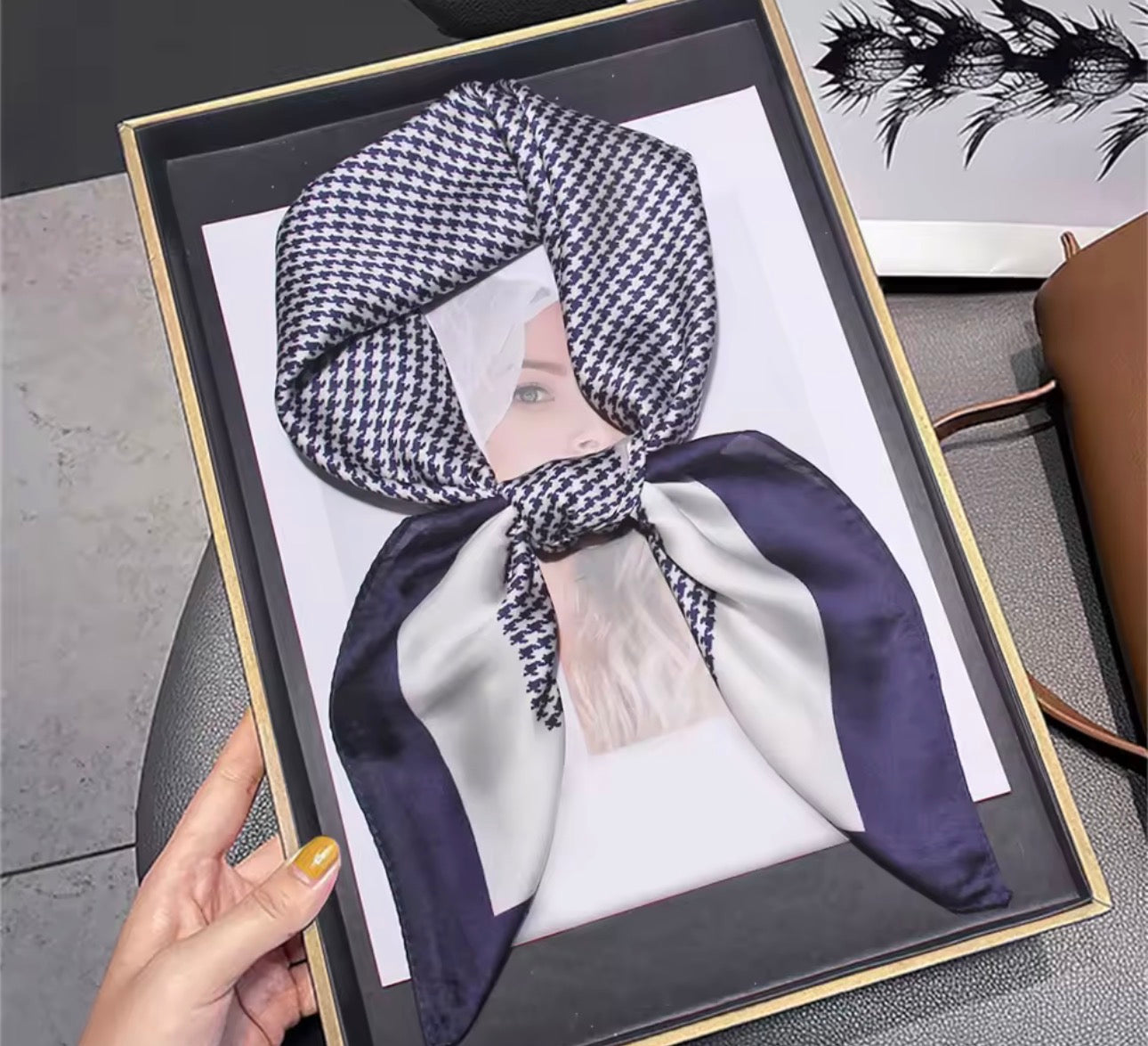 Timeless Chic 68 cm