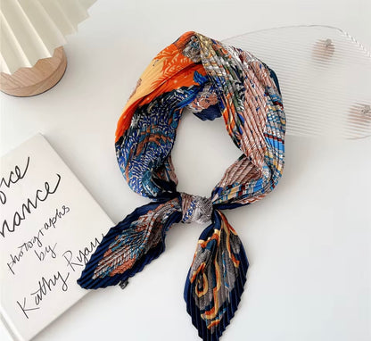Pleated Square Scarf 70 cm