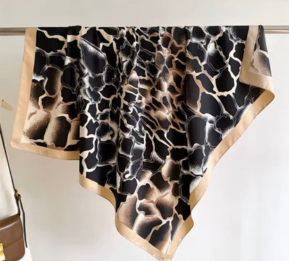 Luxurious Scarf 90 cm