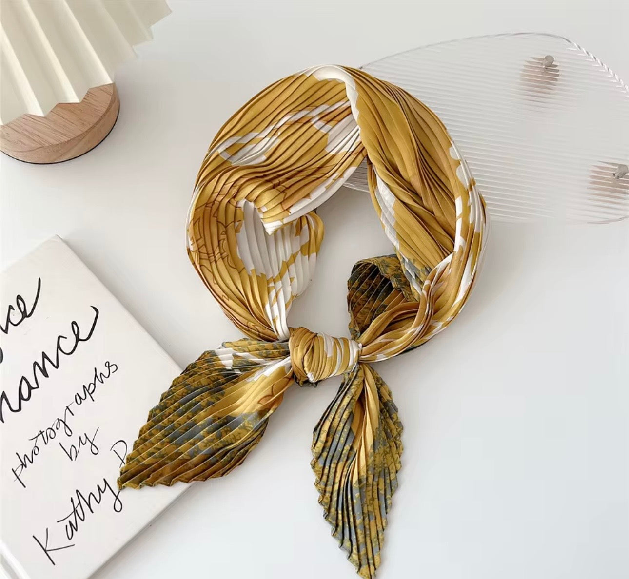 Pleated Square Scarf 70 cm