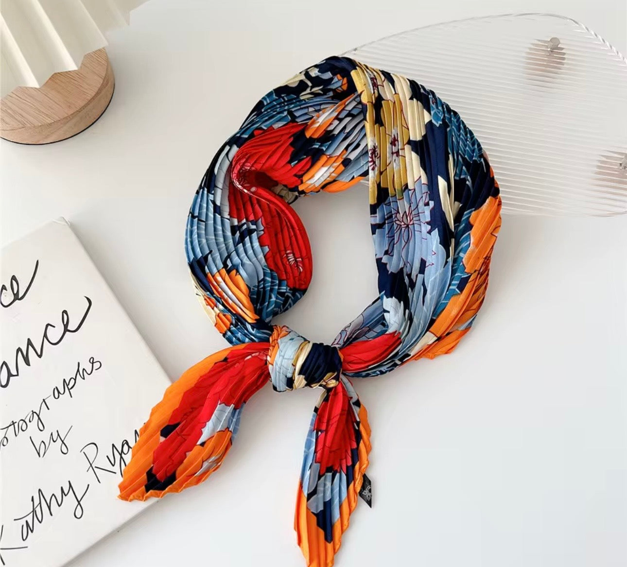 Pleated Square Scarf 70 cm