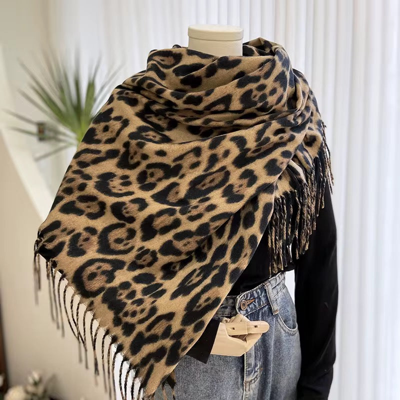 Leopard cashmere scarf