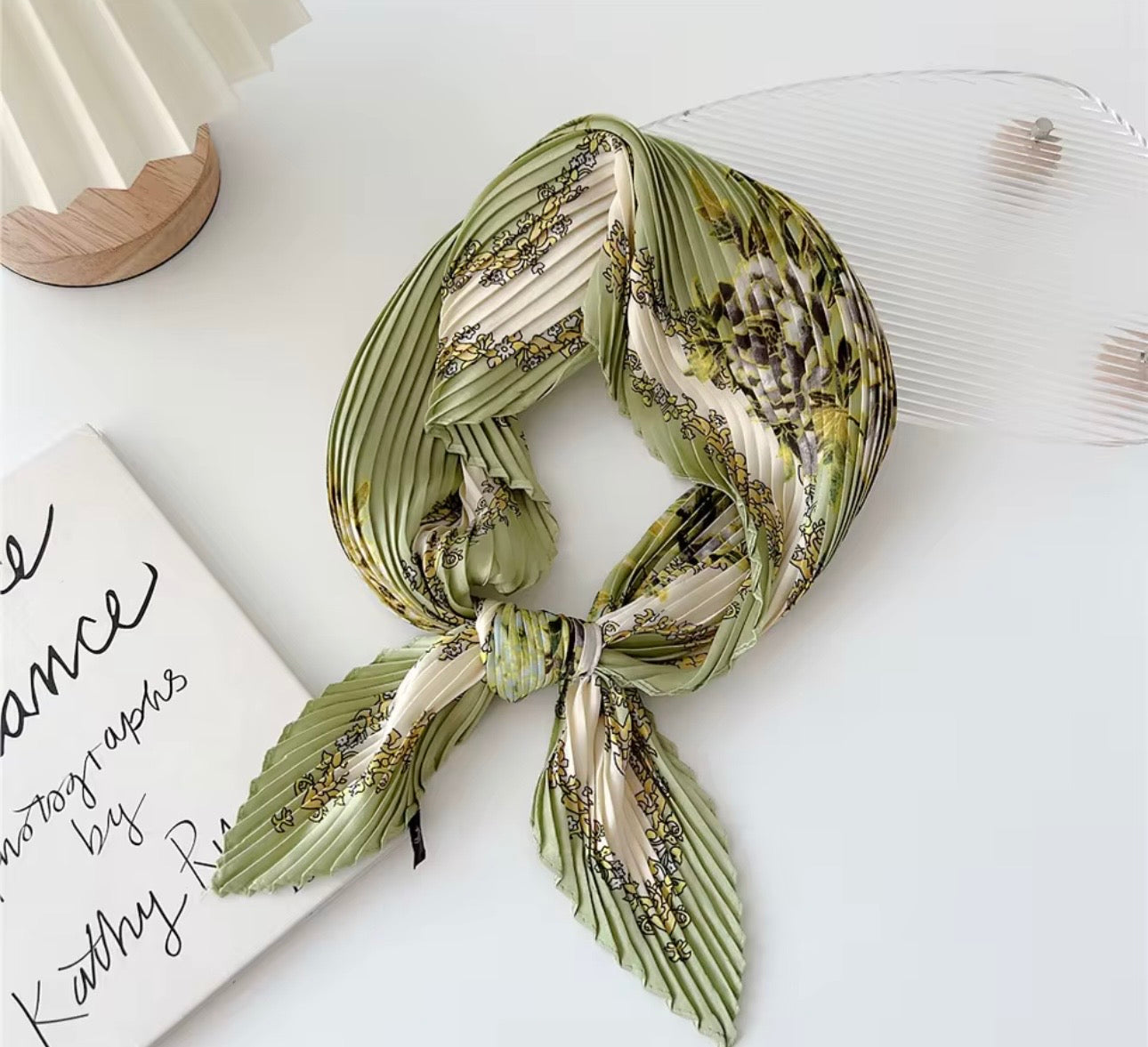 Pleated Square Scarf 70 cm