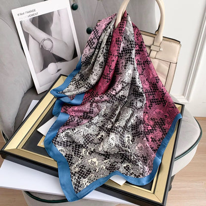 Snake print 70 cm