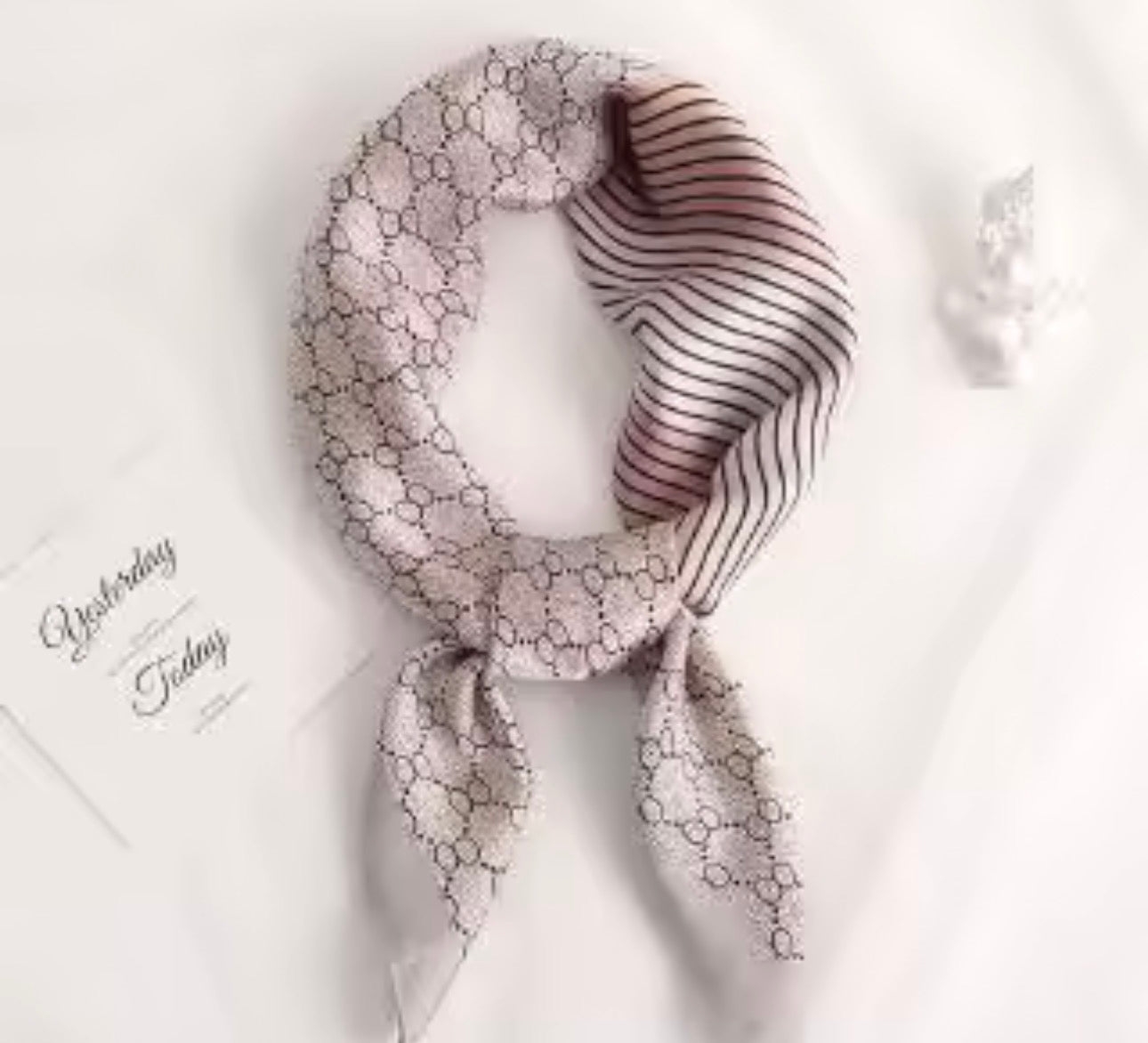 Timeless Chic 68 cm