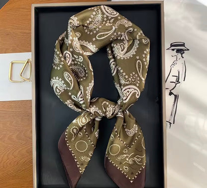 Timeless Chic 68 cm
