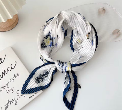 Pleated Square Scarf 70 cm