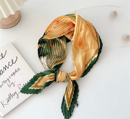 Pleated Square Scarf 70 cm
