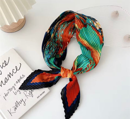Pleated Square Scarf 70 cm